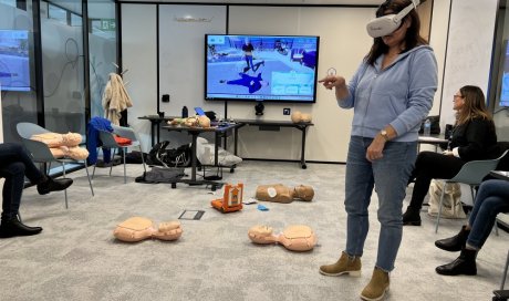mise en situation d'accident en réalité virtuelle pour la formation sst sur paris ile de france 