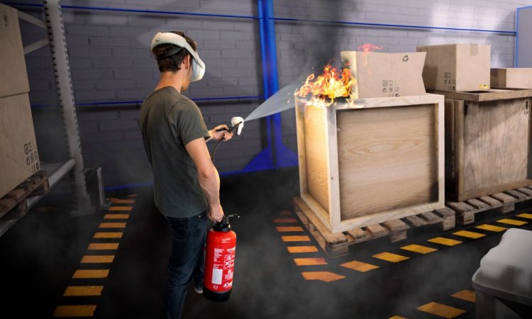 exercice d'extinction en réalité virtuelle pour la formation incendie sur Paris La Défense