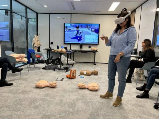 La formation SST nouvelle génération en associant ateliers et réalité virtuelle sur Paris la Défense, Paris La Défense, PREVENTIRISK