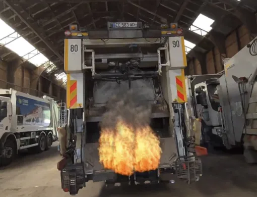 feu en réalité augmentée dans un camion benne